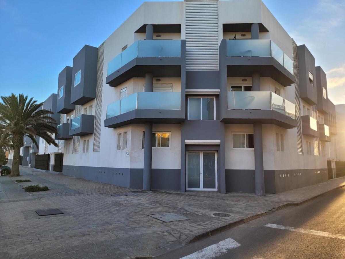 Beautiful, Modern Apartment In Sunny Corralejo Esterno foto